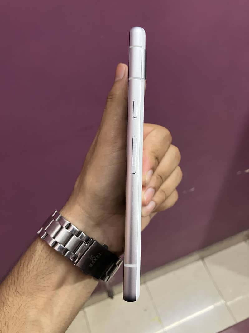 Google Pixel 7a 6