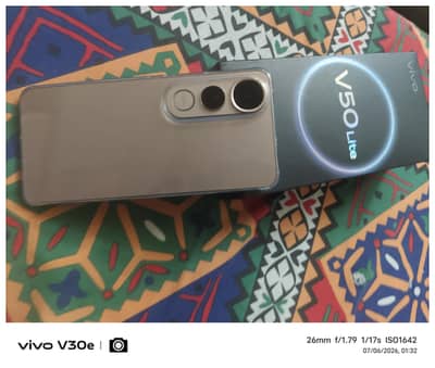 Vivo V50 Lite