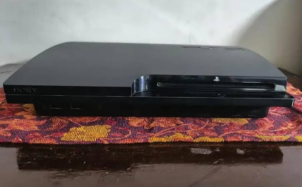 PS3 JAILBREAK WITH 3 CONTROLLER 1