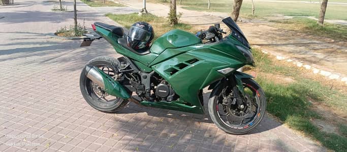 Replica of kawasakininja 250r
