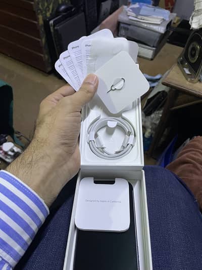 Apple iPhone 15 128 GB Black Brand New PTA Approved