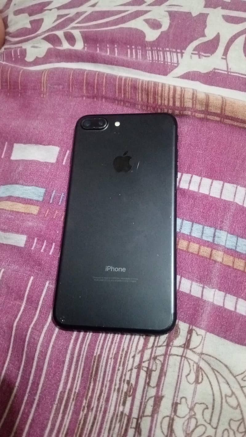 Apple iPhone 7 Plus 0