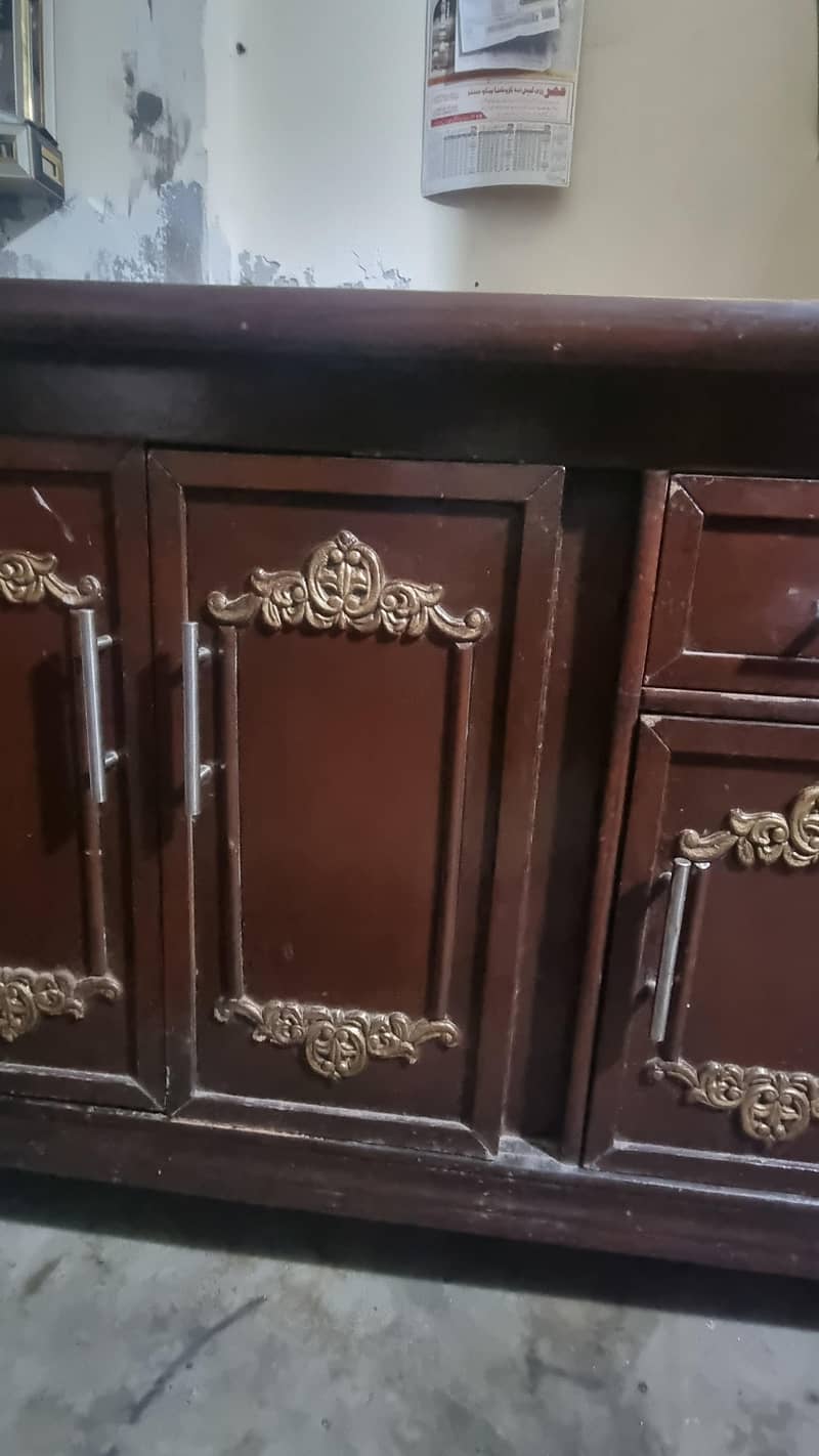 iron table 4