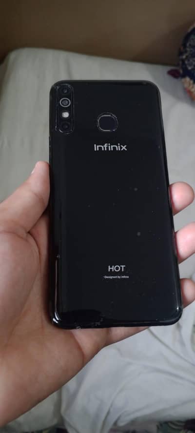 Infinix Hot 8