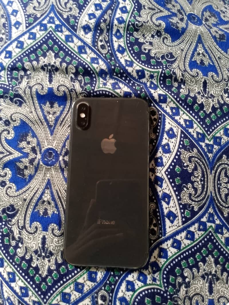 Apple iPhone X 3
