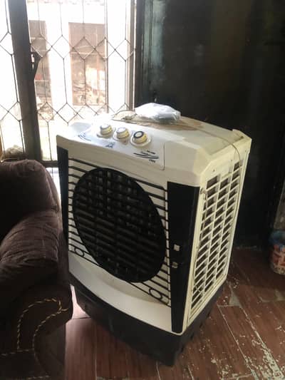 few months used all ok only serious buyers direct Whatsapp 03330732049