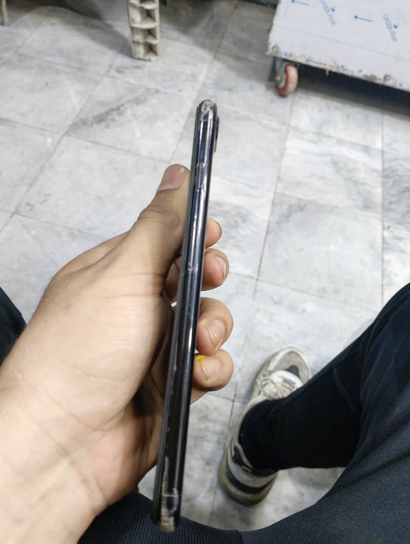 Apple iPhone 7 Plus 3