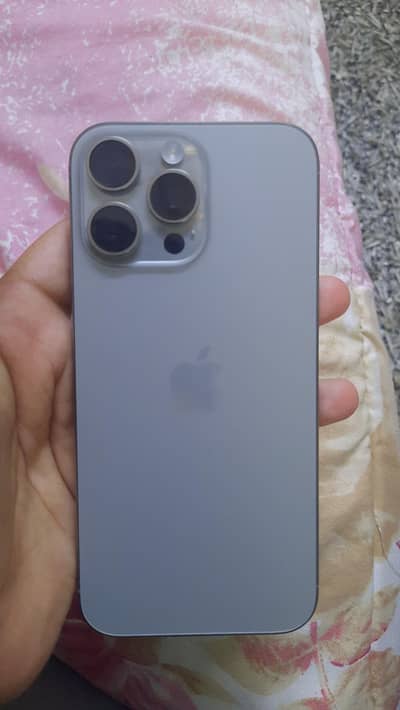 Apple iPhone 16 Pro Max