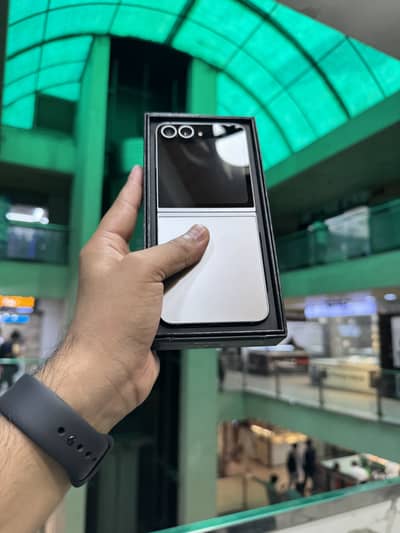 Samsung Mobile Z Flip 6 12 256GB PTA