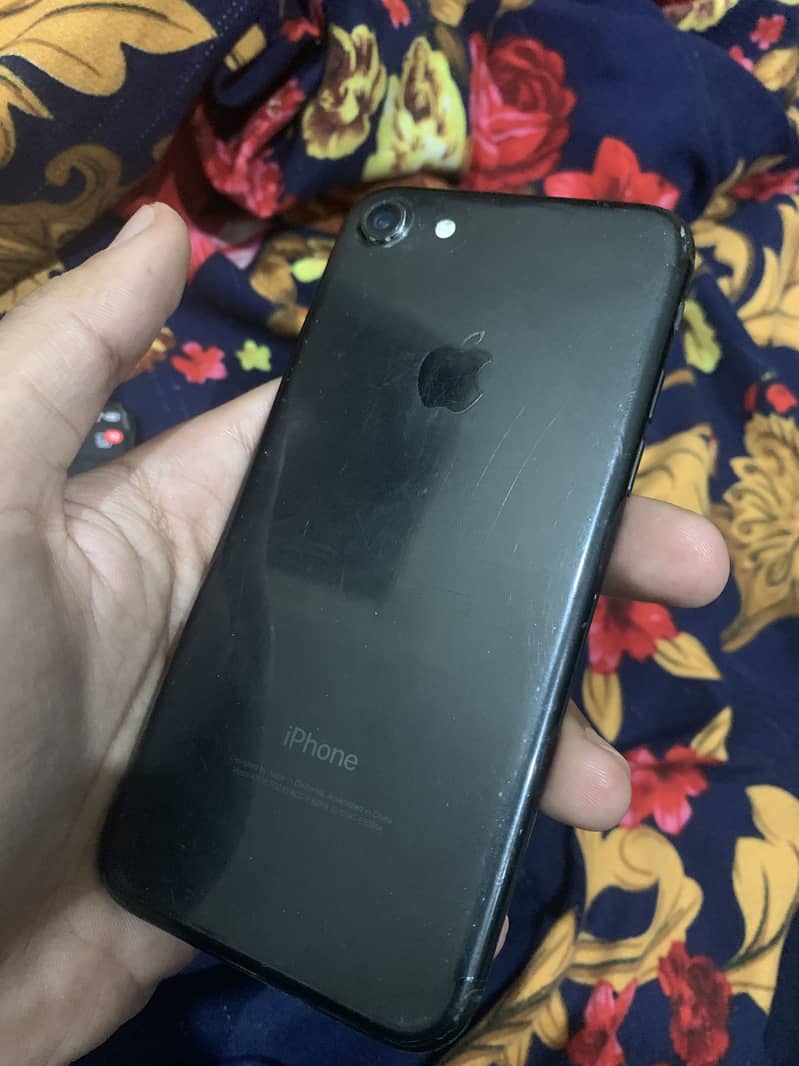 Apple iPhone 7 5