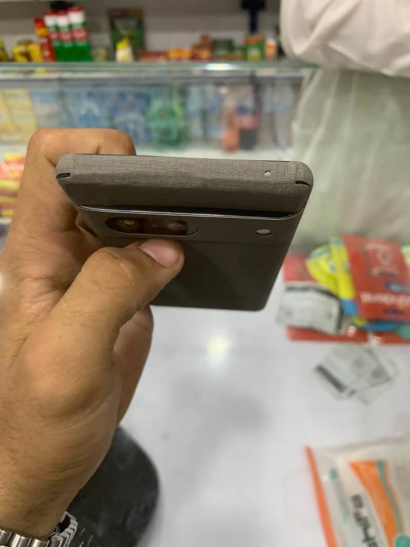 Google Pixel 7 3