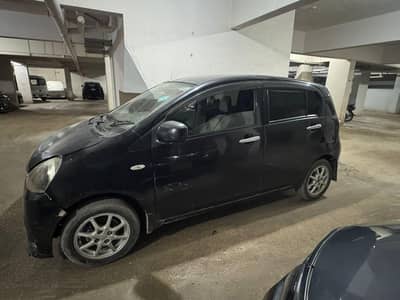Daihatsu Mira 2013