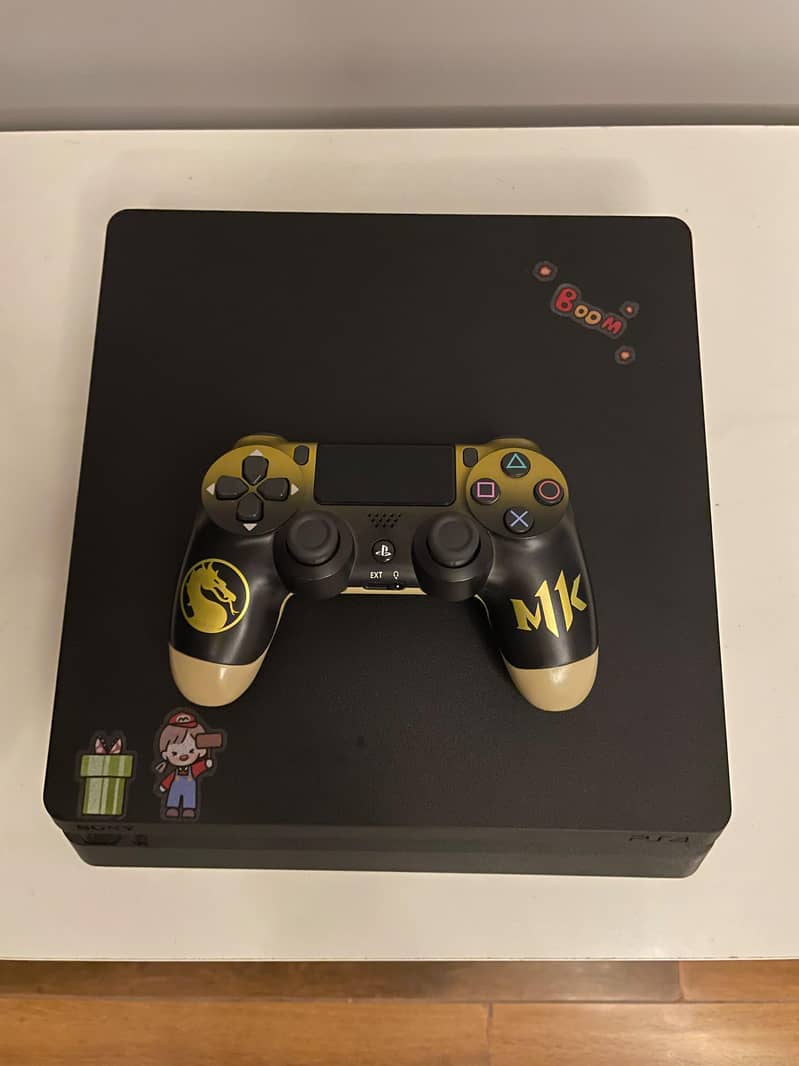 PS4 Slim 1