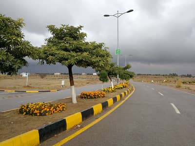 RESIDENTIAL PLOT FOR SALE BLOCK E