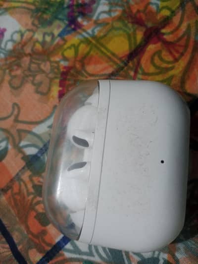 S PRO3 new hain 10 /7 condition hai