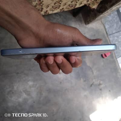 Xiaomi Redmi Note 13. . . . . . Read description