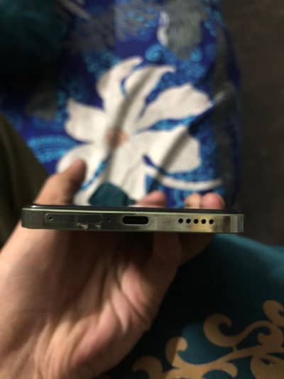 Vivo y100 8/256