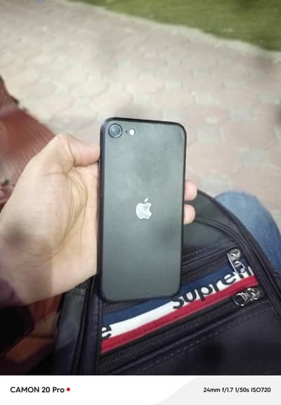Apple iPhone SE