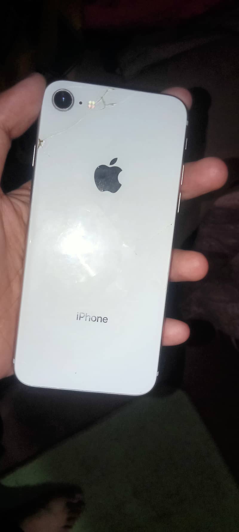 iPhone 8 0
