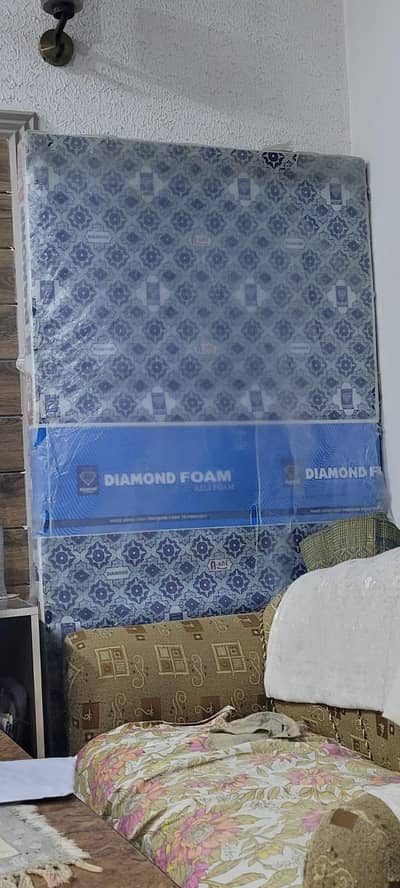 Diamond Foam