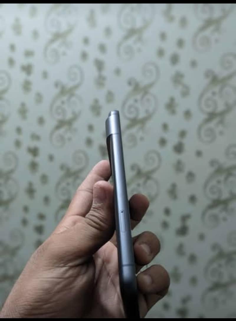 Google Pixel 8 3