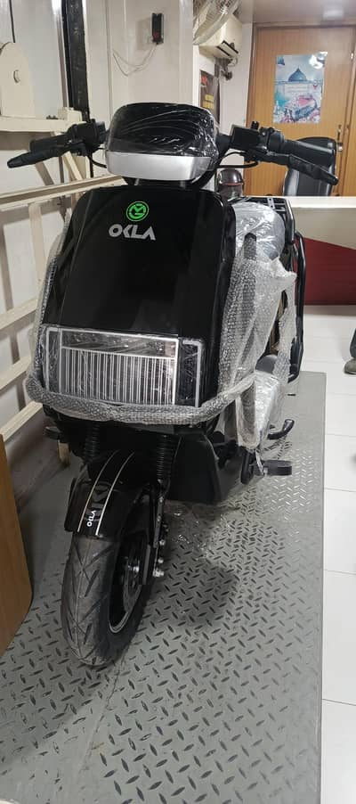 OKLA Onyx Black Colour 2026