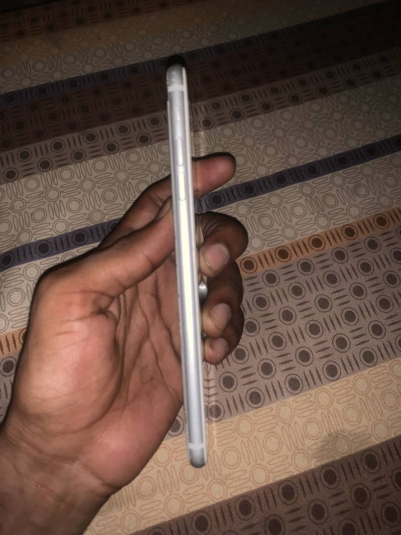 Iphone 8plus pta approved 3