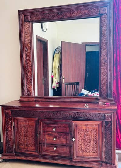 Chinnot made furniture