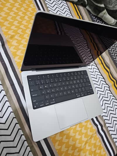 MACBOOK PRO M4 14 INCH 16/512