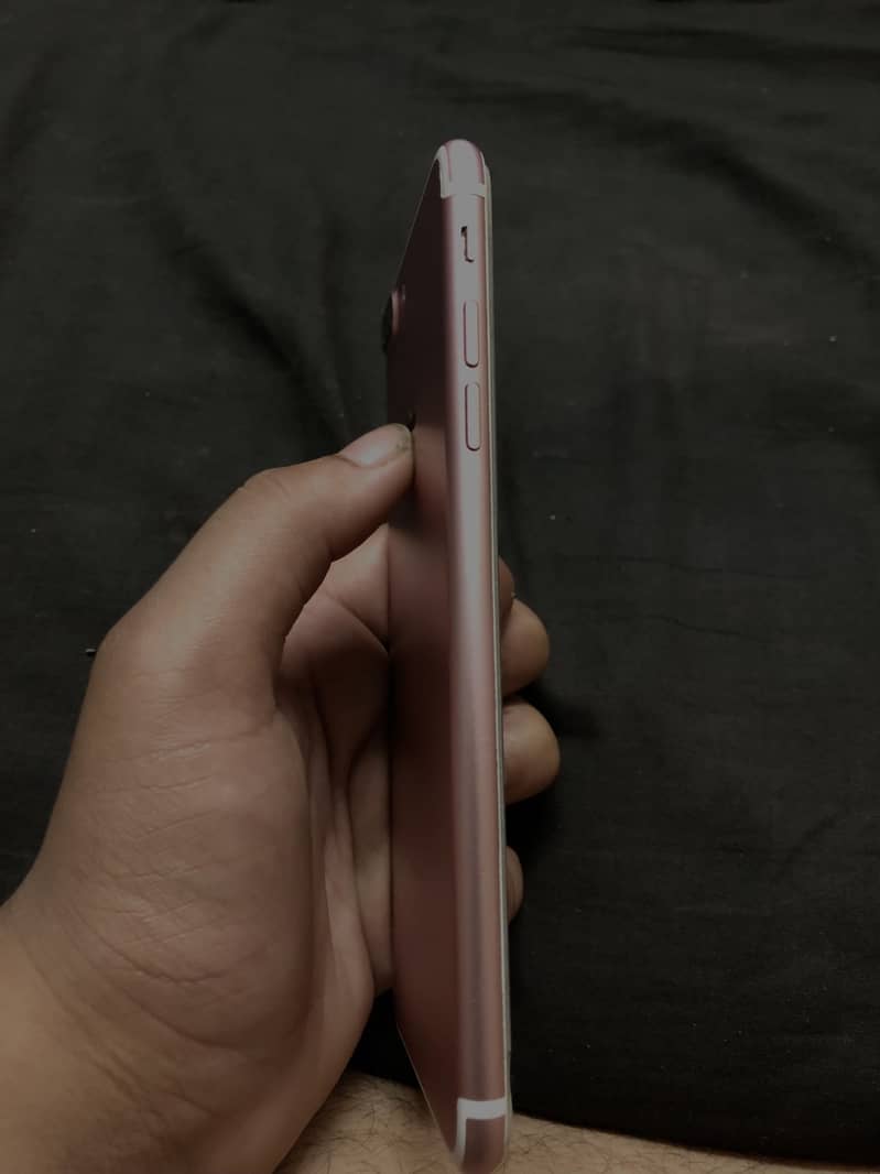 Apple iPhone 7 Plus 1