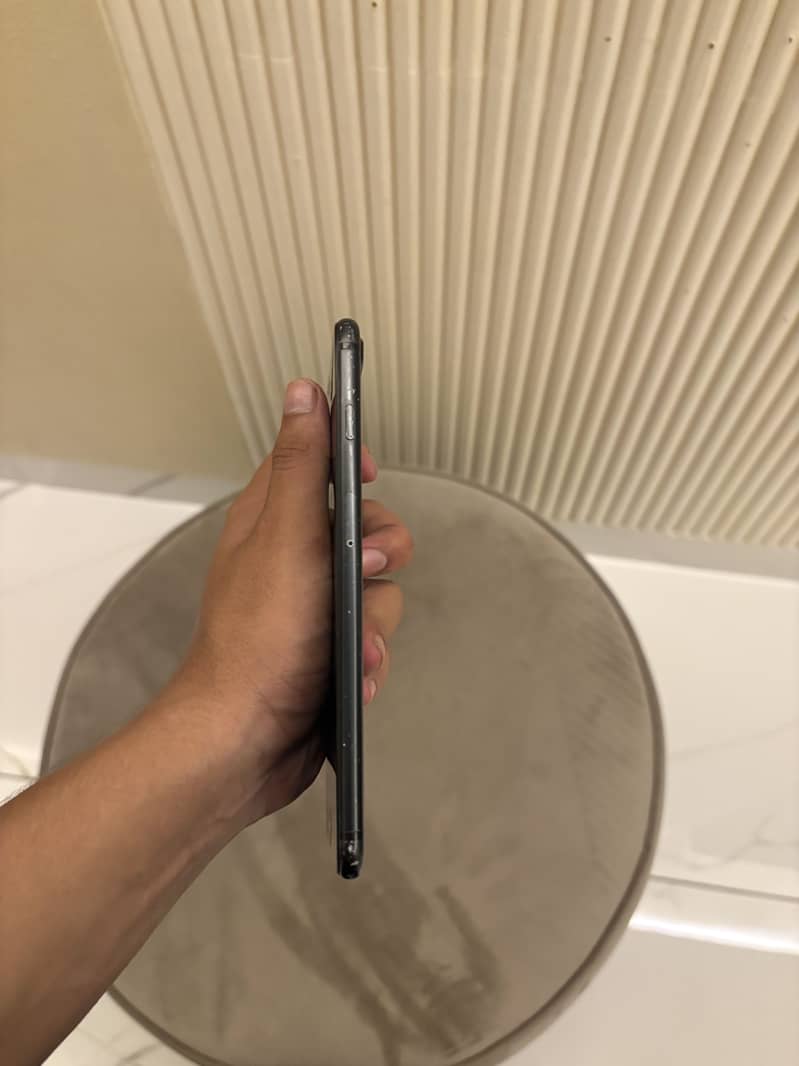 Apple iPhone 7 Plus 4