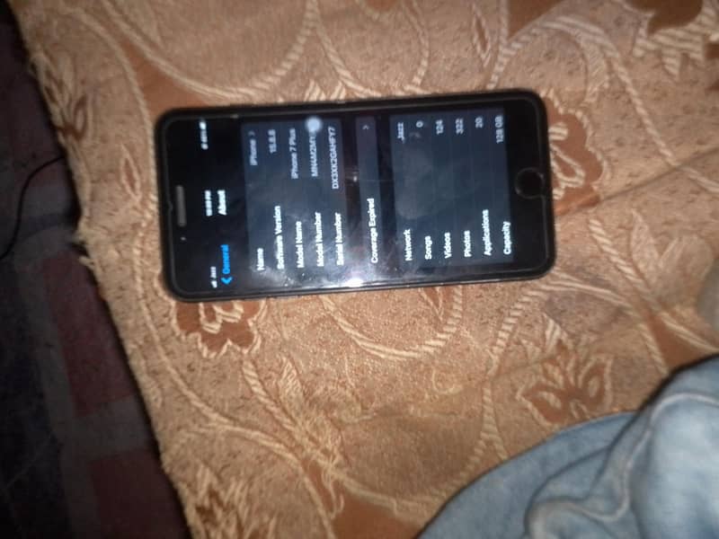 Apple iPhone 7 Plus 3