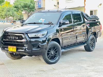 Toyota Hilux 2014 automatic urgent sale