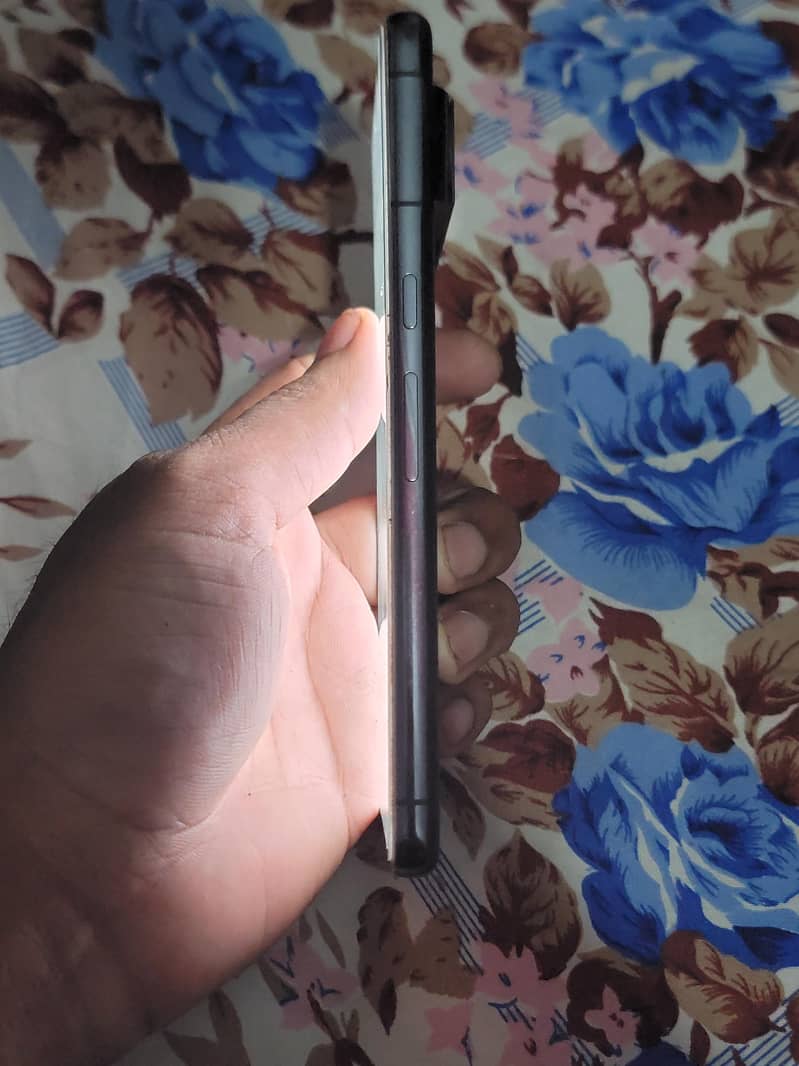 Google Pixel 8 Pro 3