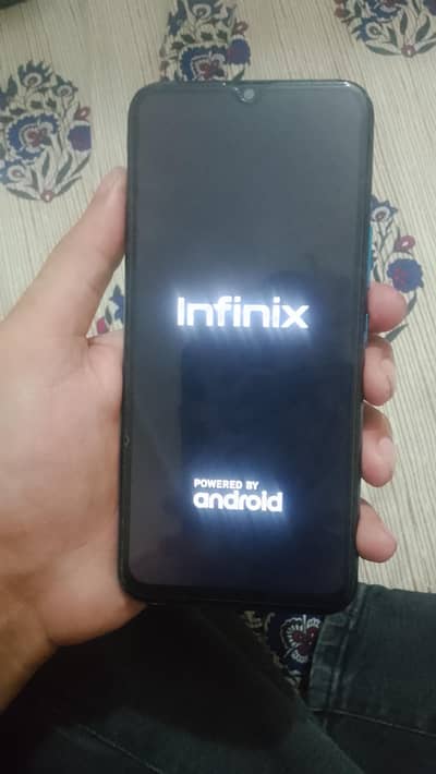 Infinix hot 8