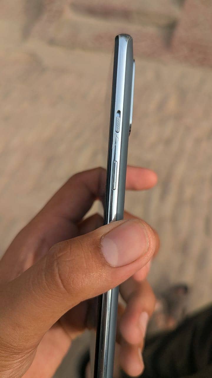 One Plus 8 T 3