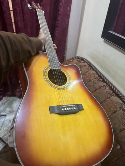 New guitar just 3 months use no issue all ok zero scratch