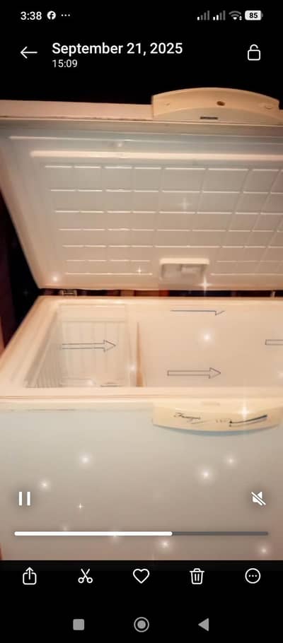good looking refrigerator Rs,45,000