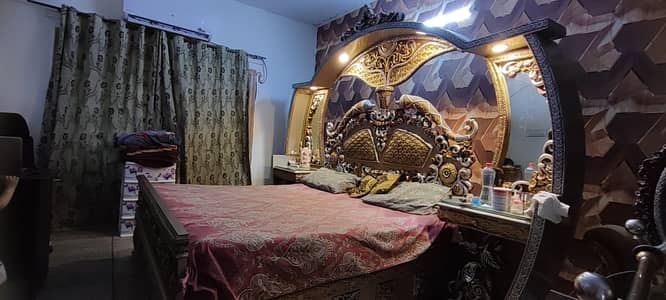 Kind size Bed Set with 2 side table and Dressing Table