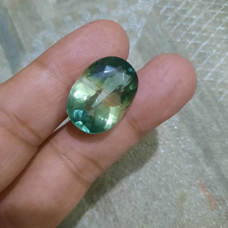 Tourmaline Lab oriented 0