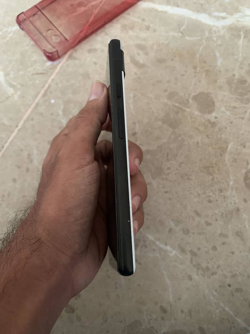 Google Pixel 6a 3