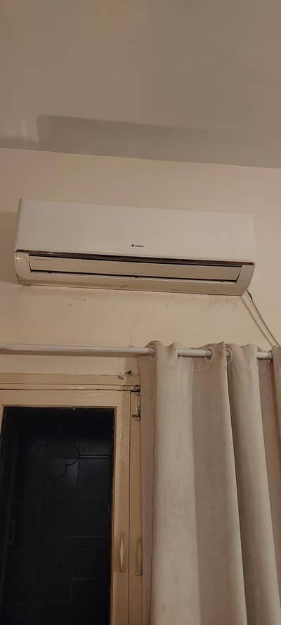 Gree 1.5 Ton Inverter AC