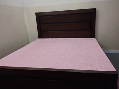 double bed with mattress
