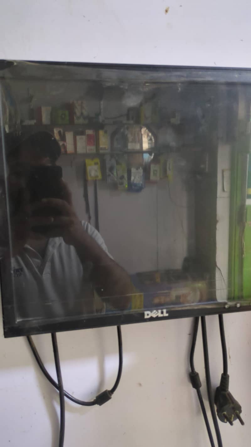 Dell LCD  Bissnuss computer users 2
