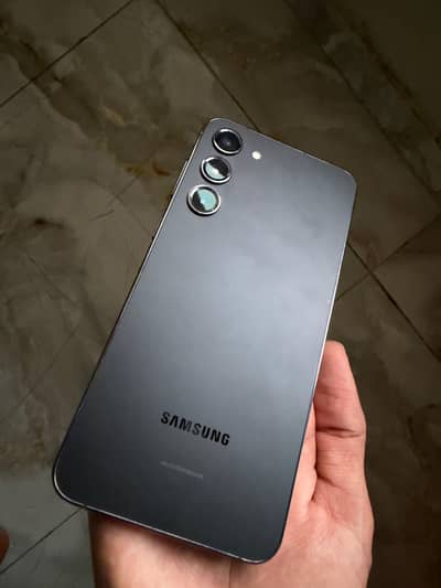 Samsung S23 Plus