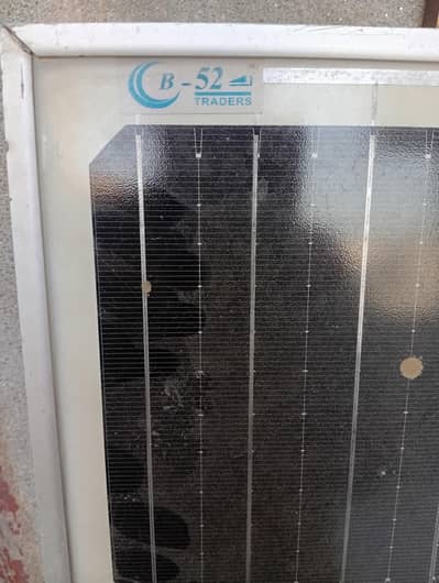 12 volt B 52 solar panel 180 watt + stand