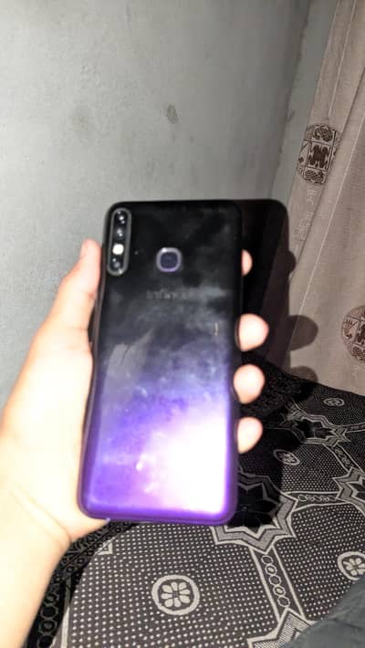 Infinix Hot 8