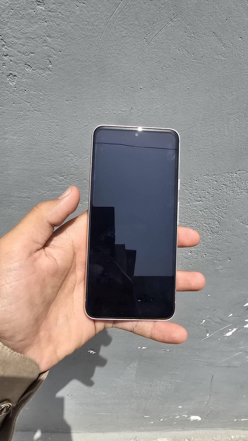 Google Pixel 8 2