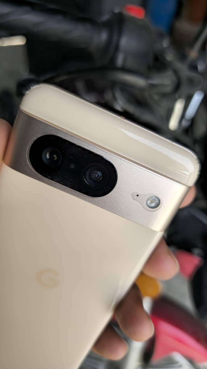 Google Pixel 8 13