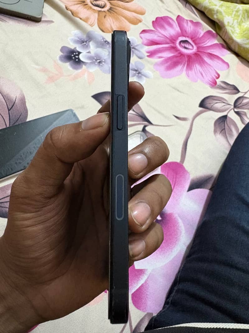Iphone 13 jv 3